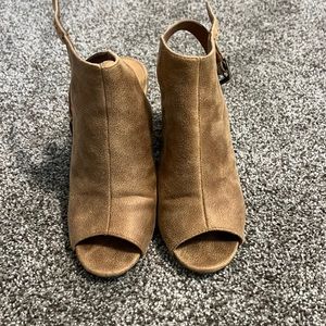 Vici open toe/heel Bootie